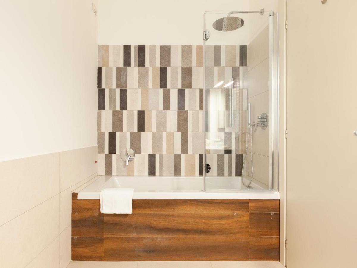 Easyhomes-Madonnina View Milan Exterior photo